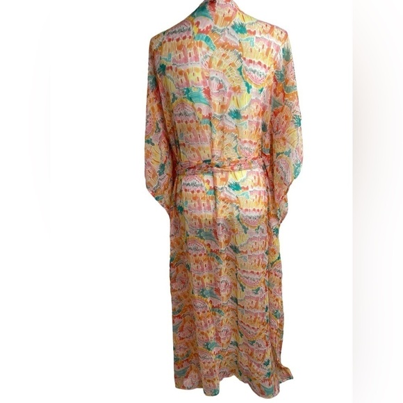 American & Beyond Beach Cover-up - Picture 2 of 9